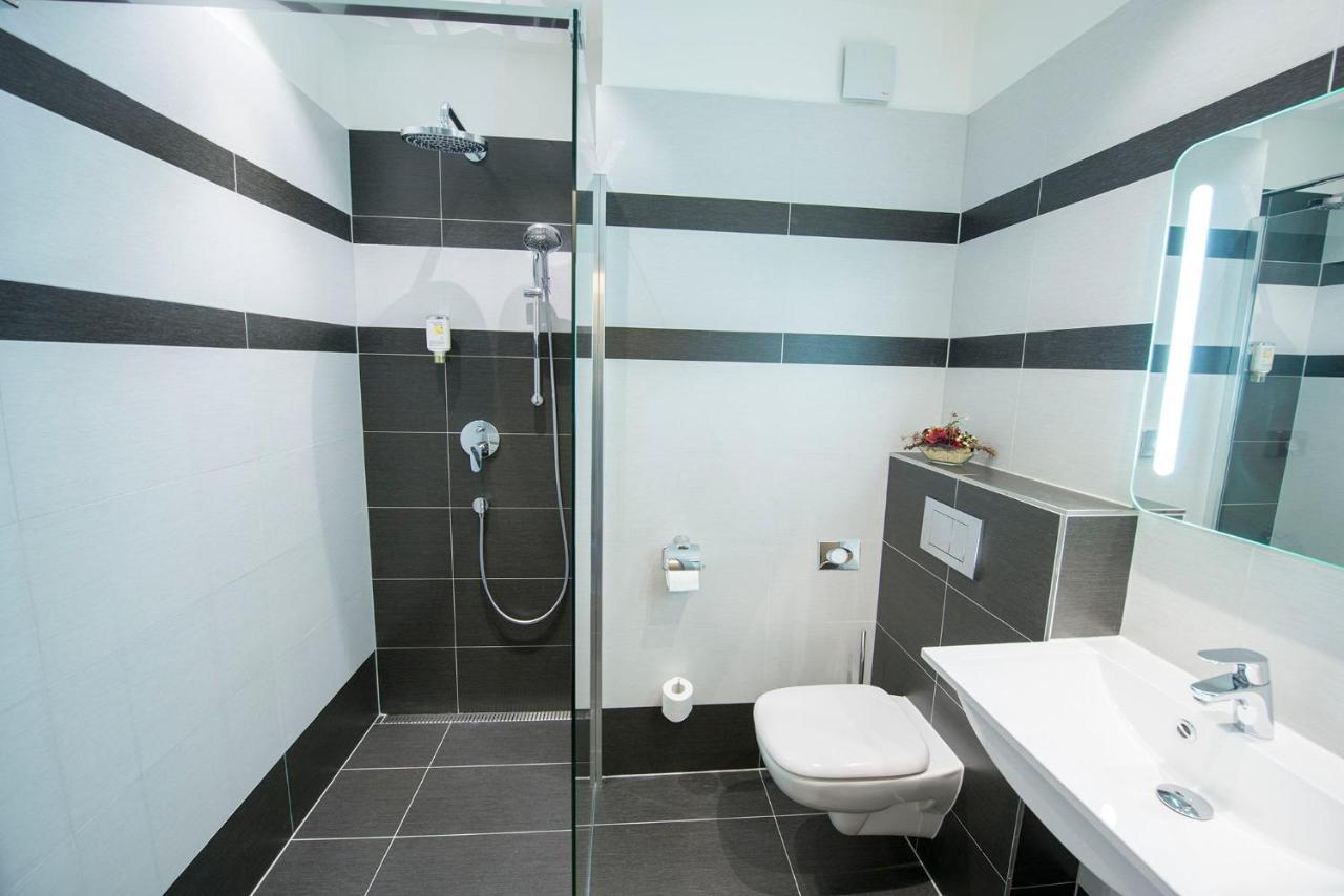 Hotel Villa Eden Jihlava Εξωτερικό φωτογραφία